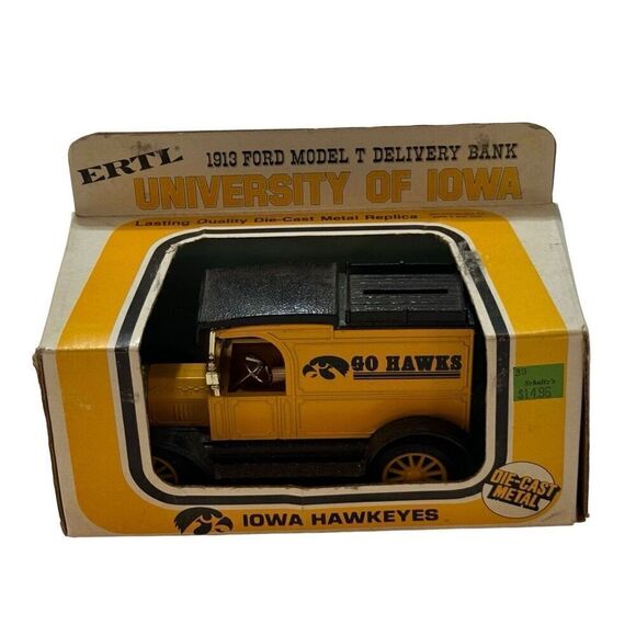 1981 ERTL 1:25 *IOWA HAWKEYES* 1913 Ford Model T Delivery BANK - NO KEY - Picture 1 of 11